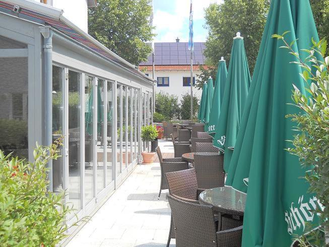 Lappersdorf  فندق بابيلون المظهر الخارجي الصورة